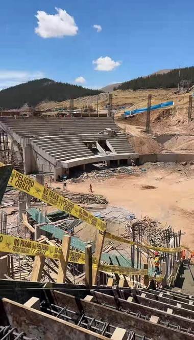 Excavación, zapatas y muros de contención — obra ejecutada por Conjorsac