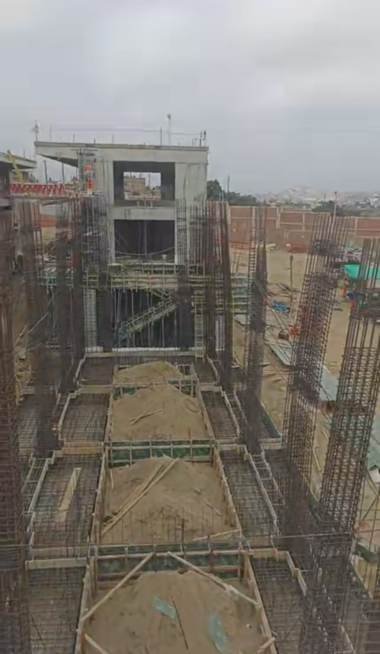 Encofrado, acero de refuerzo y vaciado de concreto — obra ejecutada por Conjorsac
