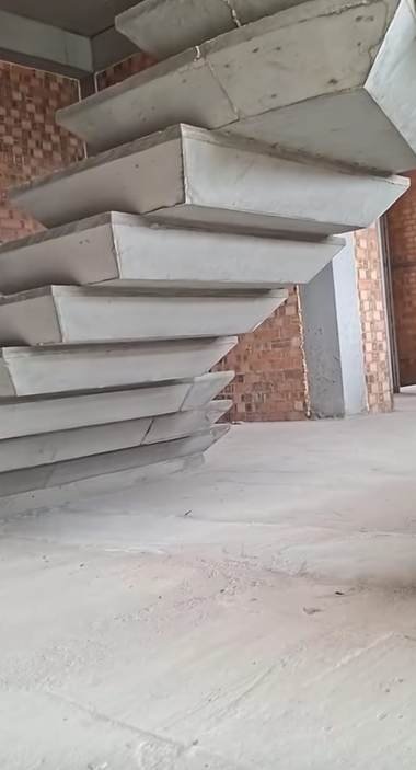 Escaleras de concreto armado — obra ejecutada por Conjorsac