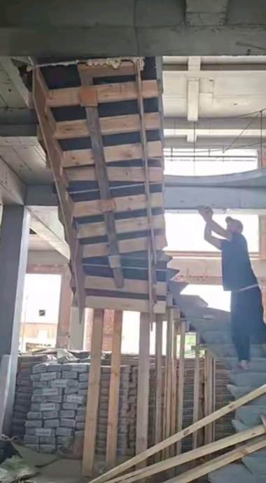 Encofrado, acero de refuerzo y vaciado de concreto — obra ejecutada por Conjorsac