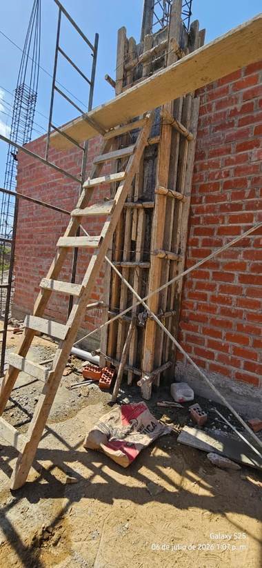 Encofrado, acero de refuerzo y vaciado de concreto — obra ejecutada por Conjorsac