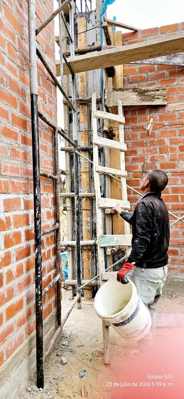 Encofrado, acero de refuerzo y vaciado de concreto — obra ejecutada por Conjorsac