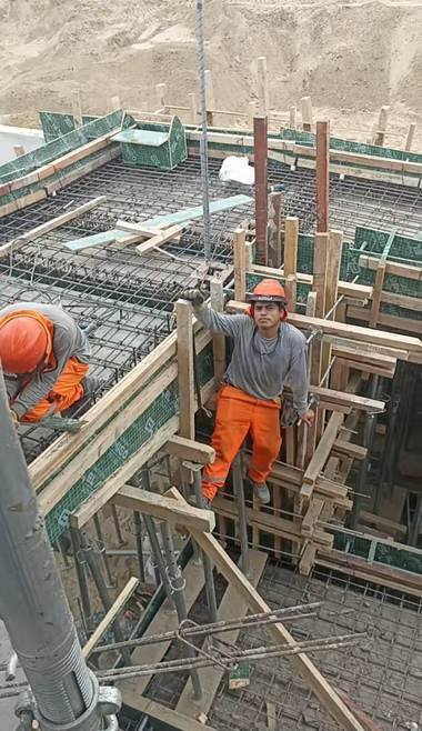 Excavación, zapatas y muros de contención — obra ejecutada por Conjorsac
