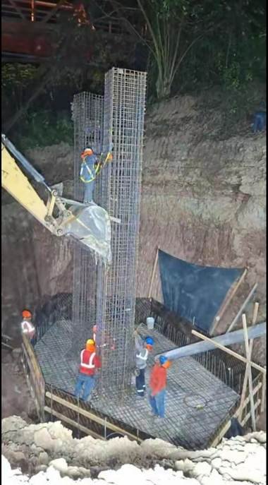 Excavación, zapatas y muros de contención — obra ejecutada por Conjorsac