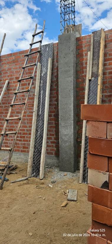 Muros de ladrillo y obra gris — obra ejecutada por Conjorsac