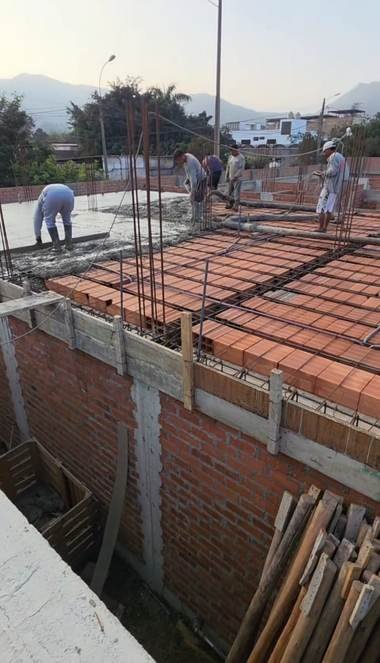 Losa aligerada con ladrillo de techo — obra ejecutada por Conjorsac